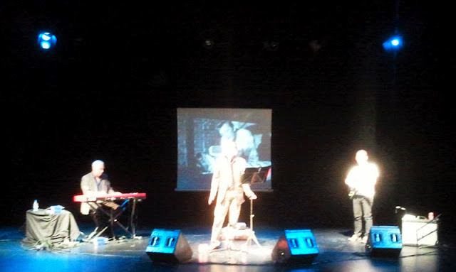 Montgolfier Brothers / 9 abril 2012 / Minicrónica concierto en Huelva